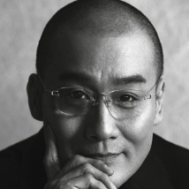 猛男gaygay打光屁股